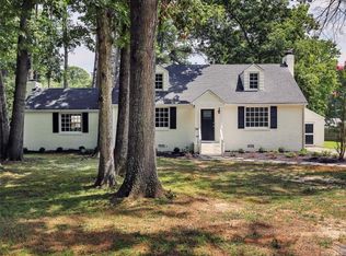 2935 Rollingwood Rd, Petersburg, VA 23805