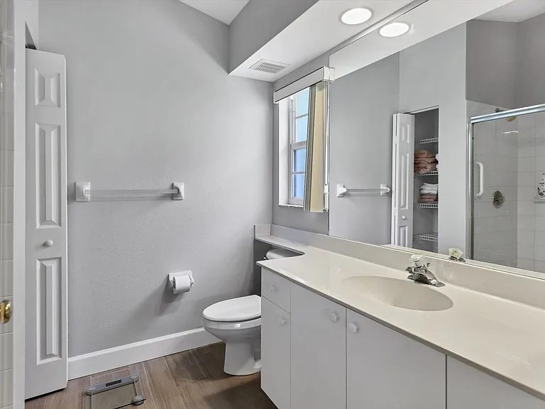 7234 Eleanor Cir #203 — Photo 20