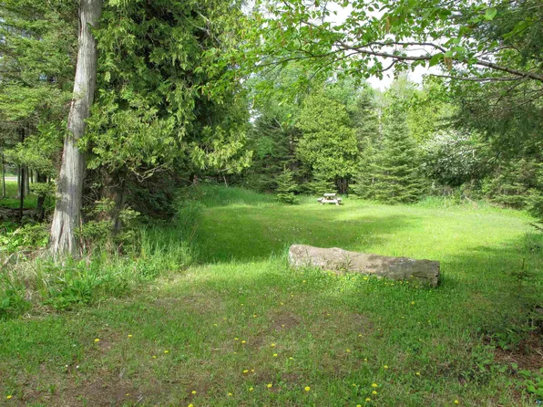 Xx1 6 E #5, Grand Marais, MN 55604