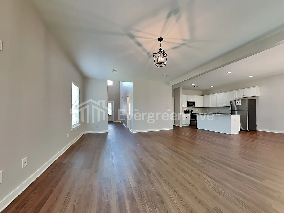 Building Photo - 15661 Capstone Blvd