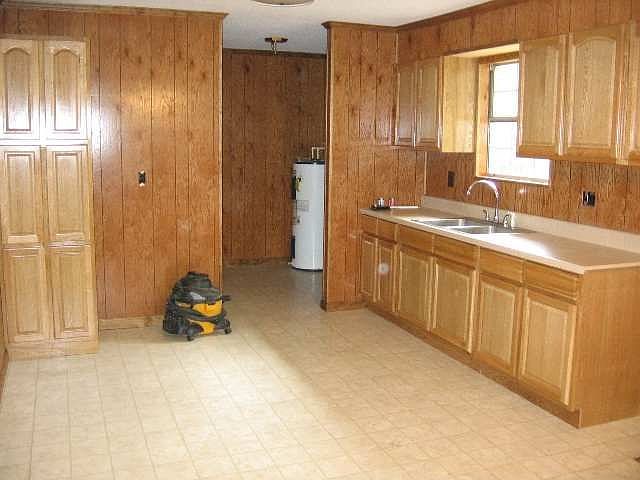2nd image of 1688 Welcome Valley Rd