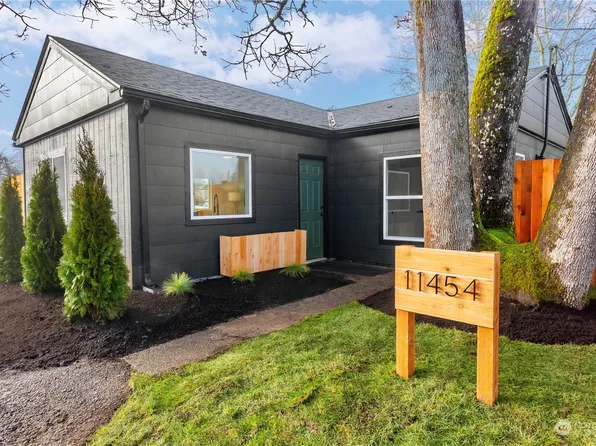 11454 C Street S, Parkland, WA 98444