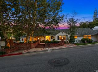 4670 White Oak Pl, Encino, CA 91316