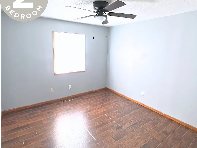 1011 3rd Ave #1 — Photo 6