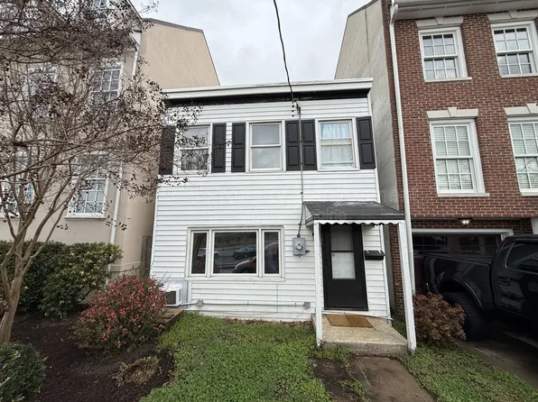 107 Lafayette Blvd, Fredericksburg, VA 22401