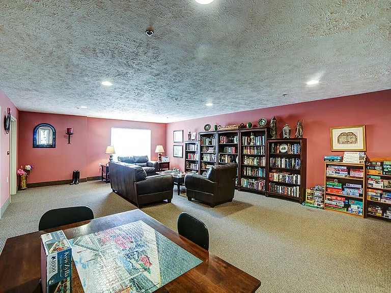 Cumberland Meadows — Photo 1