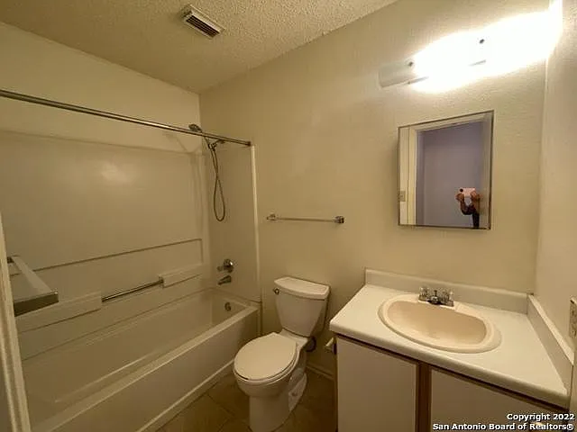 3 bed, 1496 sqft, $1,375 — Photo 2