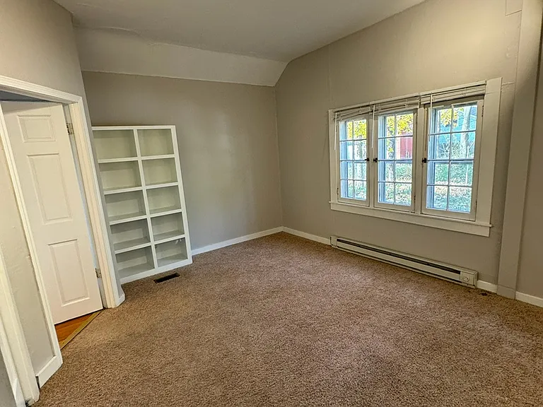 623 Cherry St SE — Photo 11