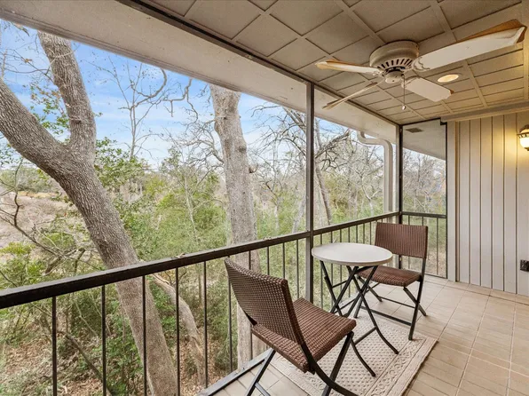 6603 Bayou Glen Rd, Houston, TX 77057