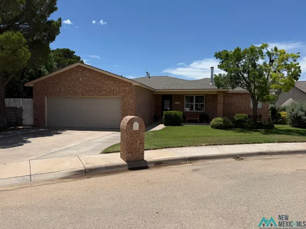 2103 W Currier Ave, Artesia, NM 88210