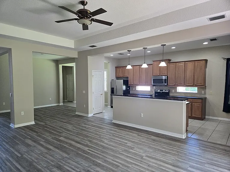 3637 Summerwind Cir — Photo 20