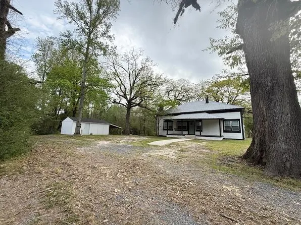 527 Barham Rd, Hornbeck, LA 71439