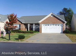 702 Center Rd, Taylors, SC 29687