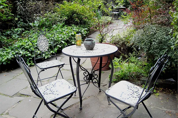 Sold by Douglas Elliman | media 10