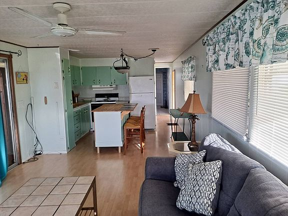 5th image of 570 57th Ave W #181