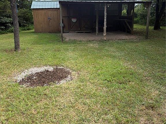 2nd image of 798 W Sugar Lake Dr