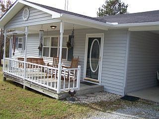 2nd image of 1915 New Hope Rd