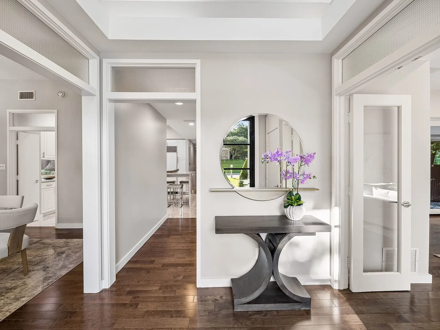 4 bed, 3.5 bath, 4121 sqft, $7,450 — Photo 4