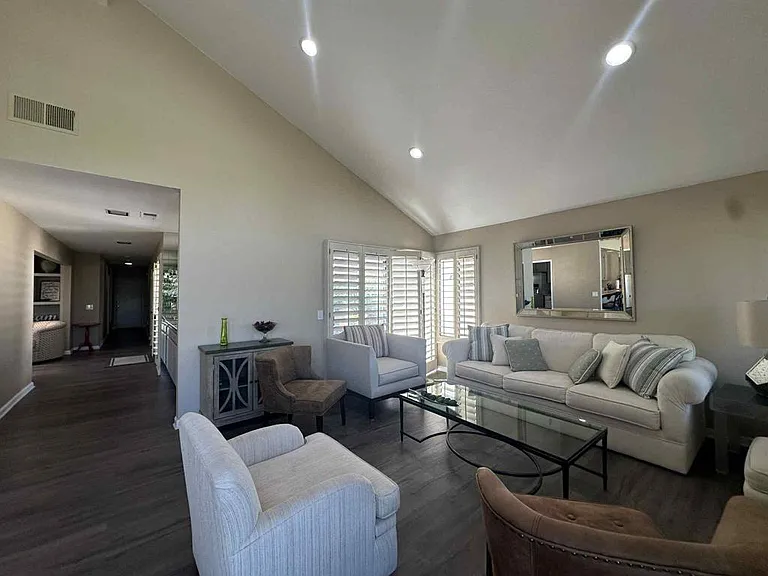 4 Hermosillo Ln — Photo 26