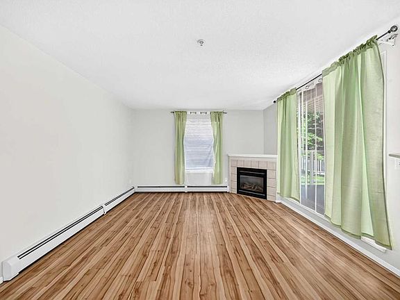 2nd image of 5500 SE Somervale Ct SW #109