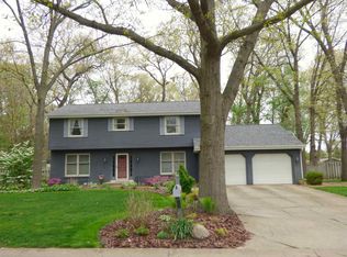 17271 Peggy Ln, South Bend, IN