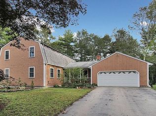 9 Sherwood Cir, Sharon, MA 02067