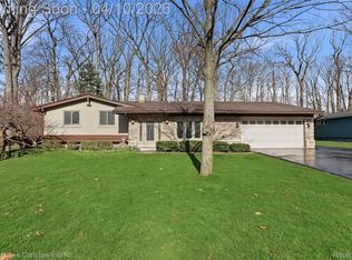 2835 Aspen Ln, Bloomfield Hills, MI