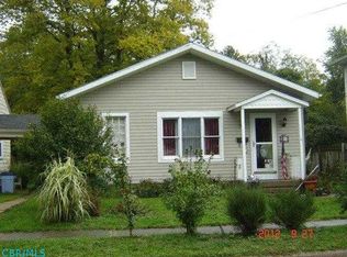 734 Maple Ave, Newark, OH 43055