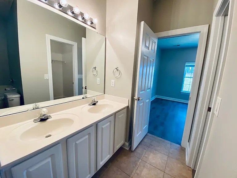 Master bathroom 2_04022022