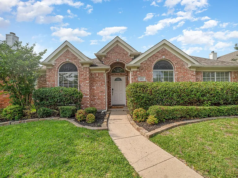 4201 Pinewood Dr — Photo 17