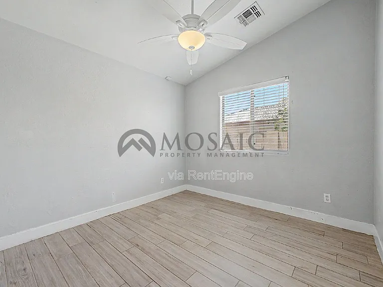 22360 E Via Del Rancho — Photo 28