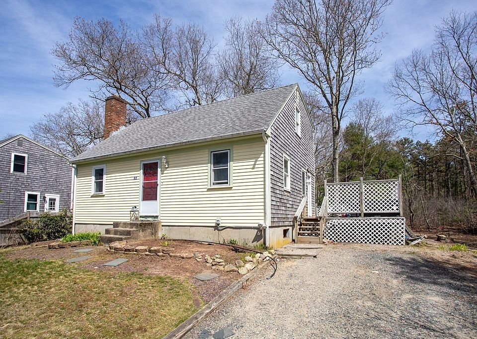 52 Lancaster Ave, Plymouth, MA 02360 Zillow