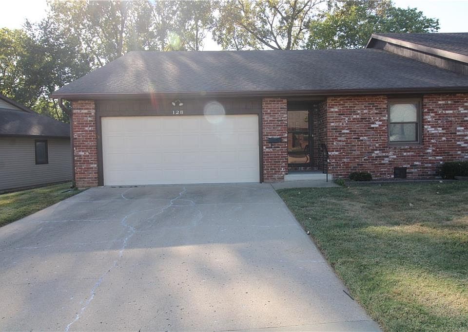 1st image of 128 S Ryans Way