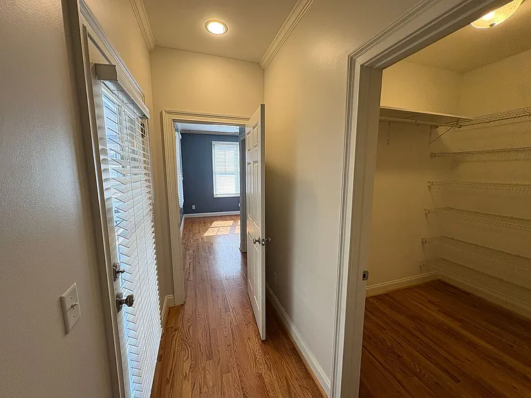 702 Bennett St #D — Photo 11