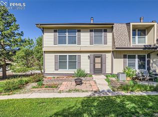 359 Raspberry Ln, Monument, CO 80132
