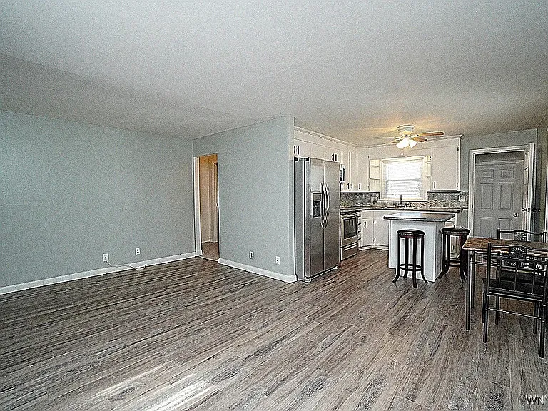Open concept Living, dining & Kitchen