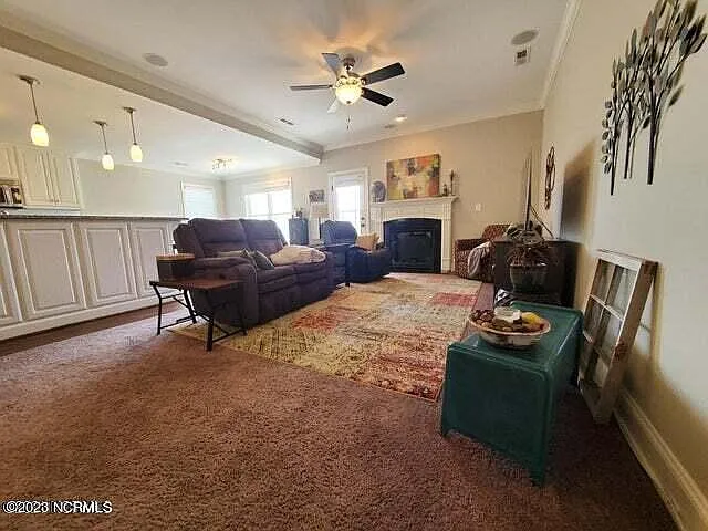 683 Brookfield Dr — Photo 5