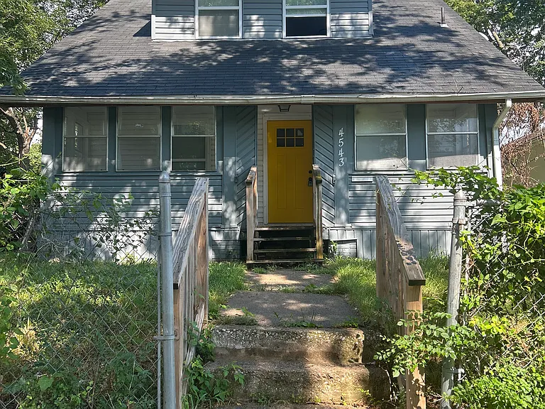 4543 Chestnut Ave — Photo 1