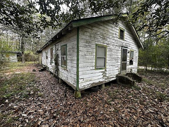 2nd image of 61088 N Mill Rd