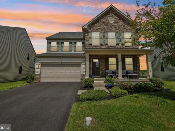10064 Hutzell St, Ijamsville, MD 21754