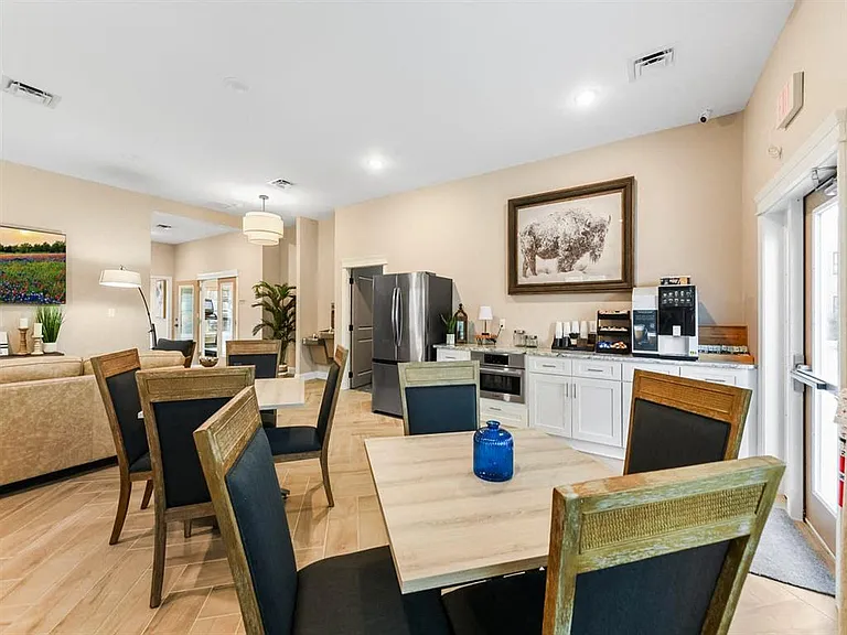 Drexel Hill Apartments — Photo 11