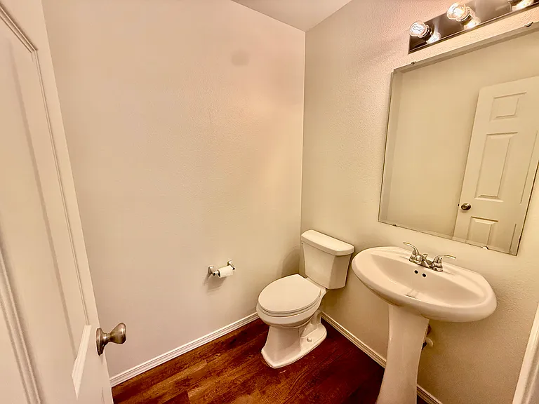 4263 S Glenmere Way — Photo 5