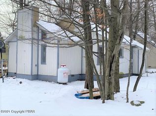 6202 Park Pl, Tobyhanna, PA
