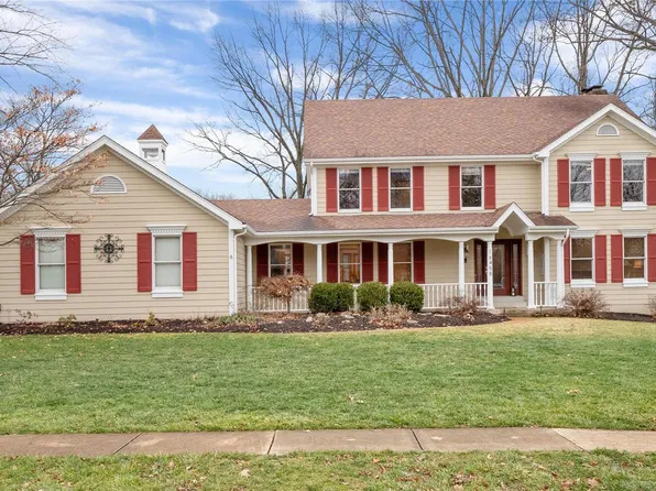 16458 Wilson Farm Dr, Chesterfield, MO 63005