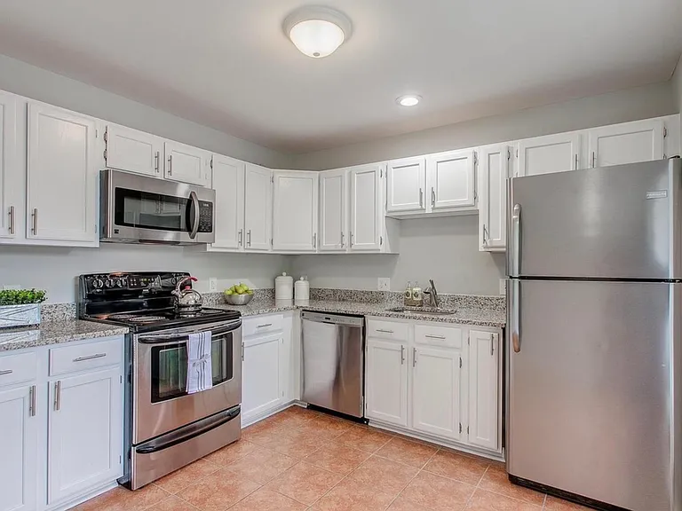 819 Jubal Way — Photo 9