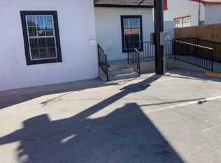 2607 San Bernardo Ave, Laredo, TX 78040