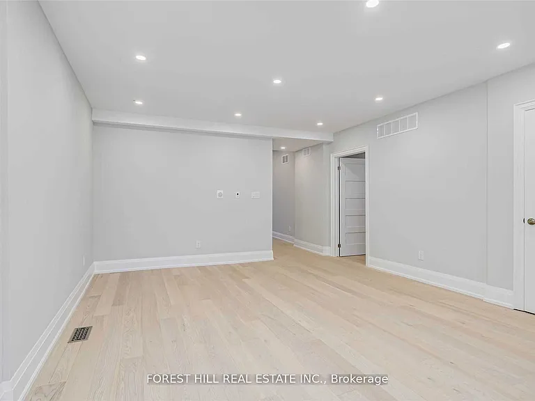 63 Argyle St #MAIN — Photo 6