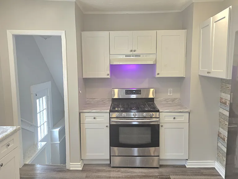 4828 Rockwood Rd — Photo 8