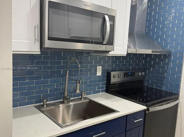 2905 Pierce St APT 14, Hollywood, FL 33020