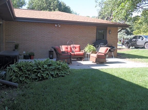 4th image of 6530 Carlsbad Dr